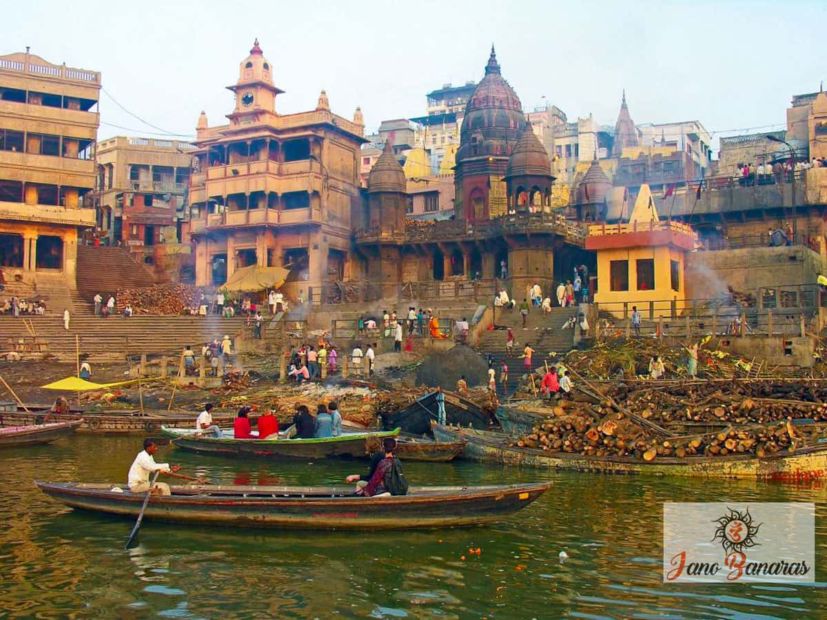Know the truth of your life in the Manikarnika Ghat